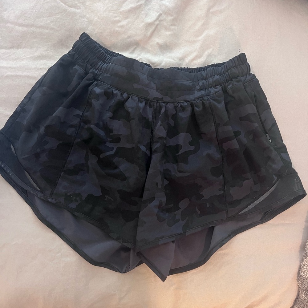 Lululemon hotty hot shorts